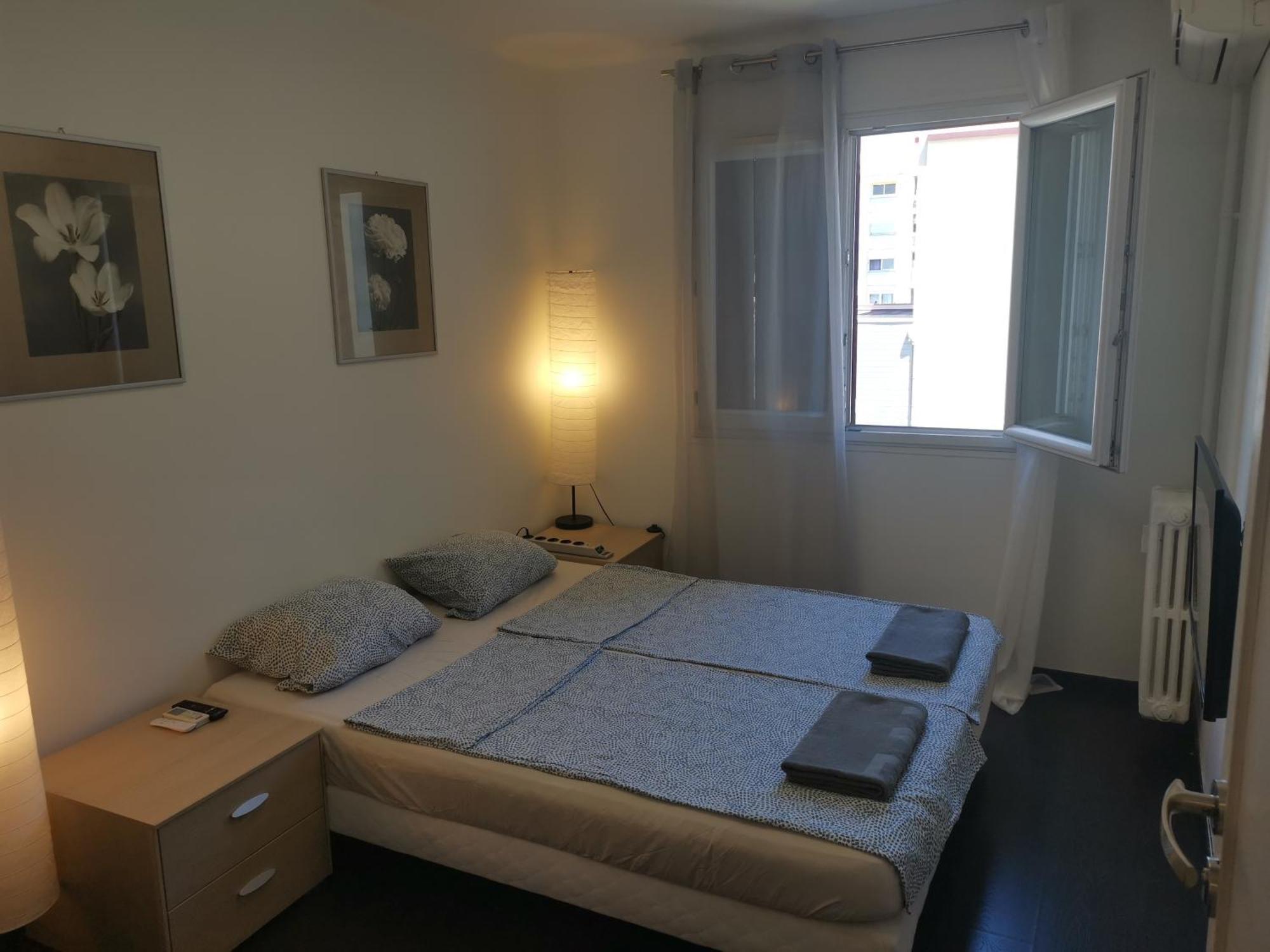 The Nice - 3 Rooms, 3Air Cond, 3Tv, 3Fans, 2 Wc, Wifi Everywhere 5Min Aeroport, Train, Beach, 1Min Tram, 15 Min Centre, Port, Parking Possible Eksteriør billede